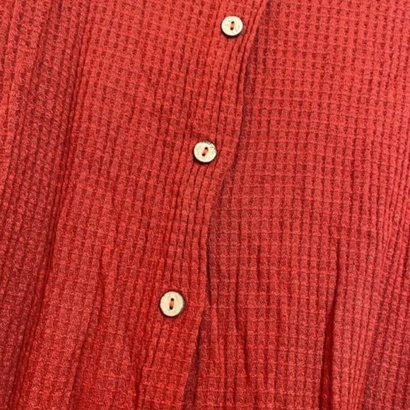 Francesca's | NWT Lana Button Back Waffle Knit Top - Picture 9 of 16